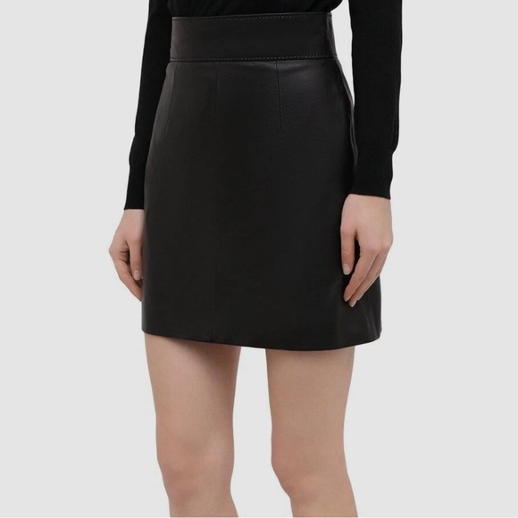 Dolce & Gabbana Women's Black Leather Mini Skirt - Picture 1 of 11